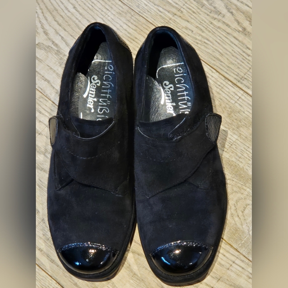 Semler | Black Suede Women's Shoes w/ Patent Leather Toe Caps, Size 4 - Picture 4 of 11